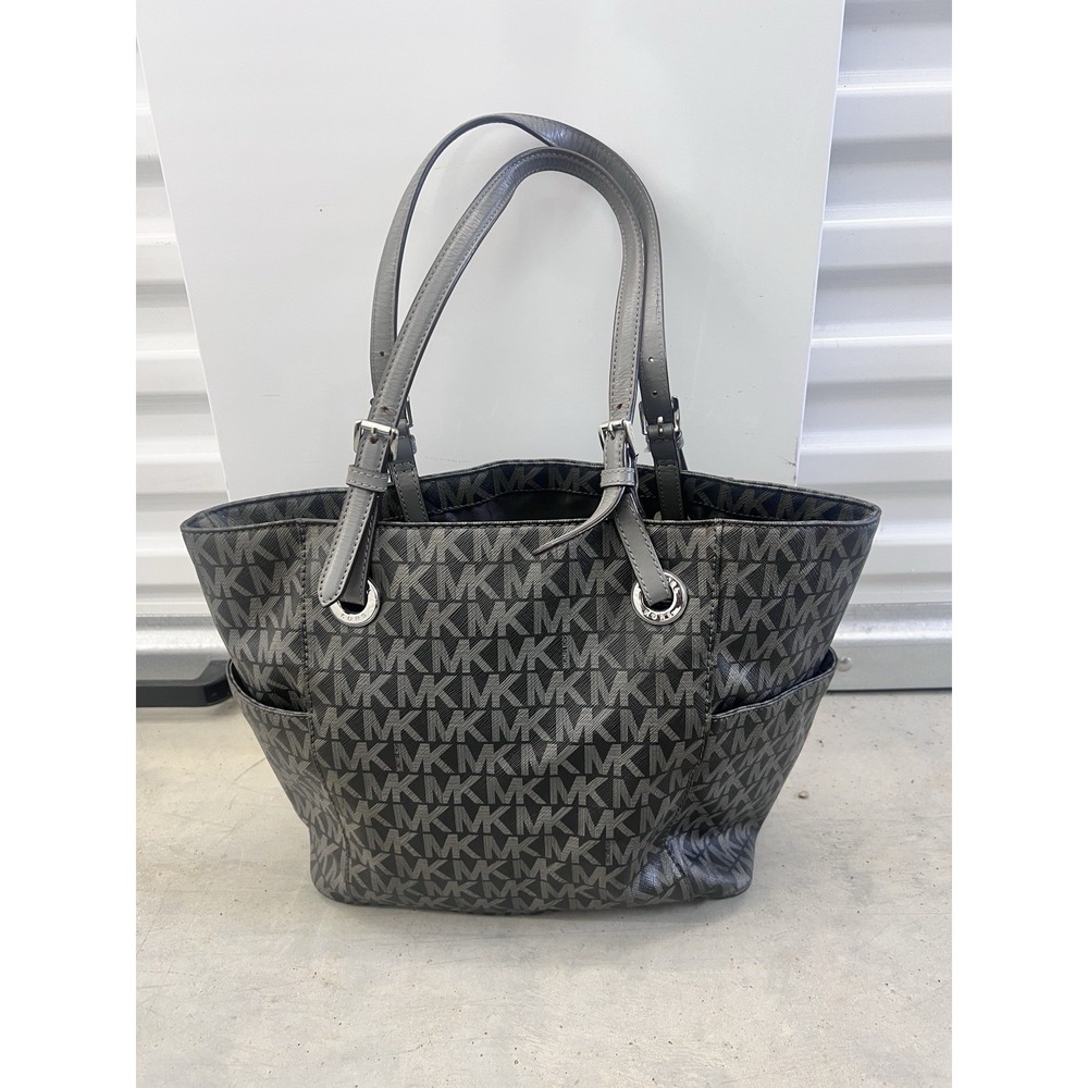 Michael Kors Classic Jacquard Fabric Allover Signature Logo‎ Tote Handbag Silver